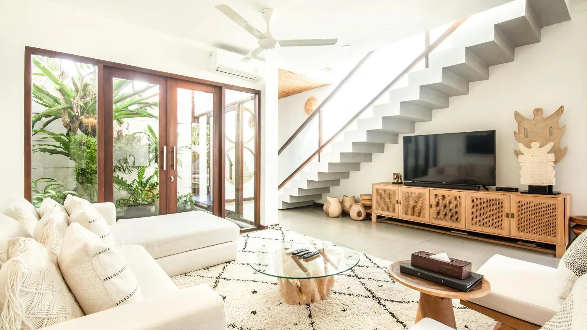 Chic 2Br Villas, Brawah, 300M To Coastal Bliss Canggu  Holiday home
