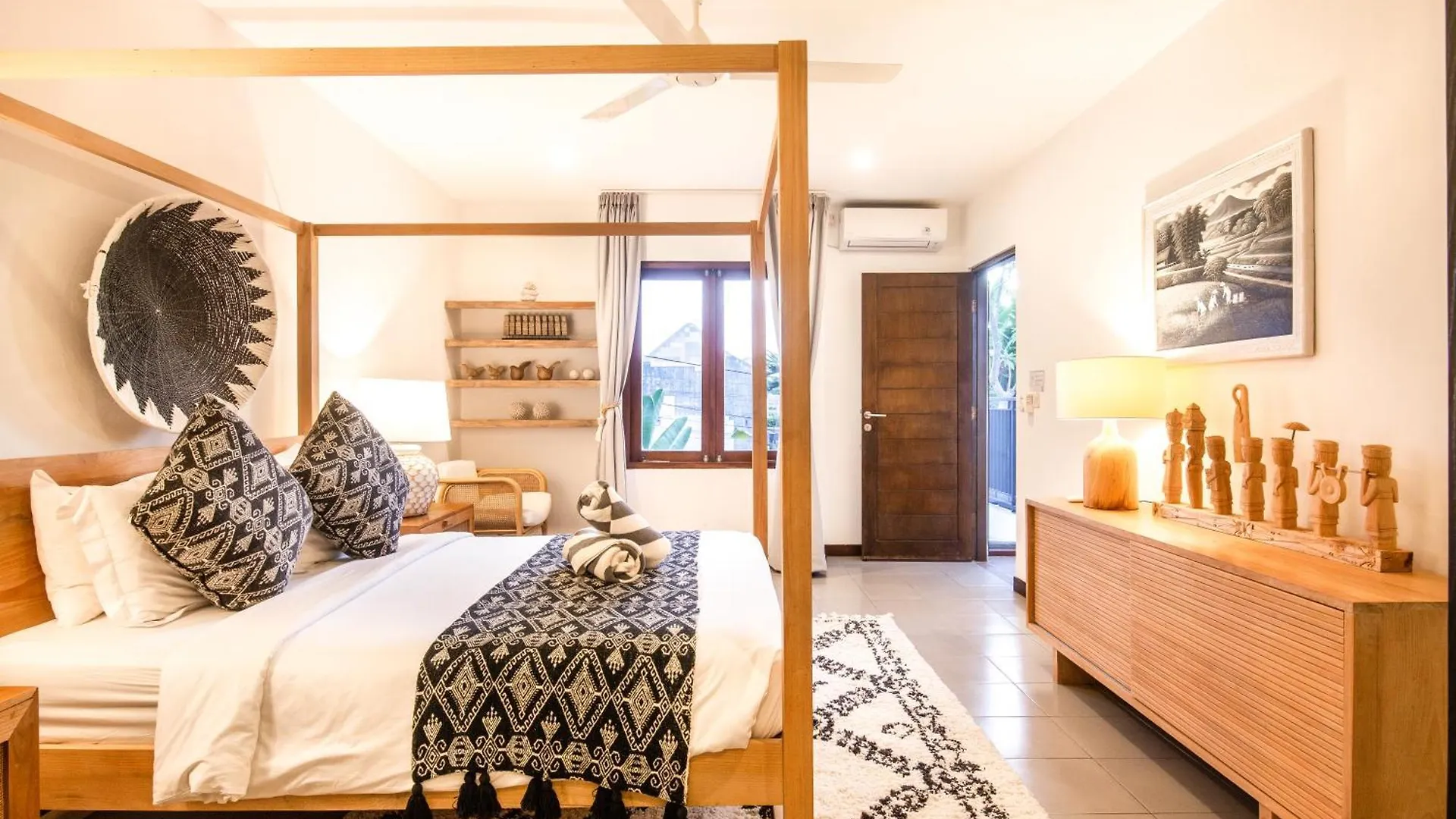 Dom wakacyjny Chic 2Br Villas, Brawah, 300M To Coastal Bliss Canggu Indonezja