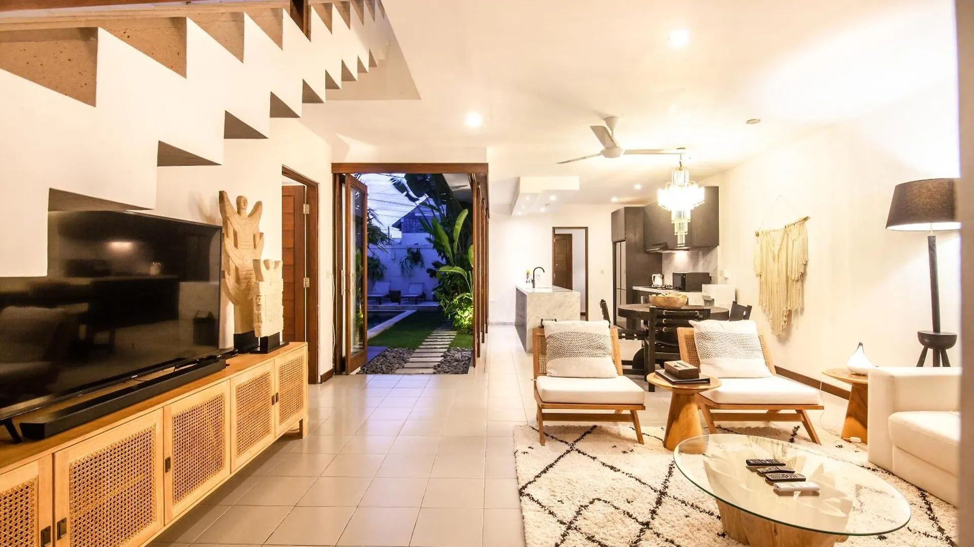 Chic 2Br Villas, Brawah, 300M To Coastal Bliss Canggu Dom wakacyjny